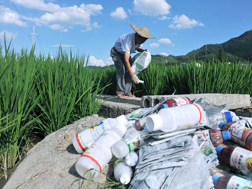 安徽農(nóng)村開(kāi)展有毒有害垃圾回收工作，成果喜人